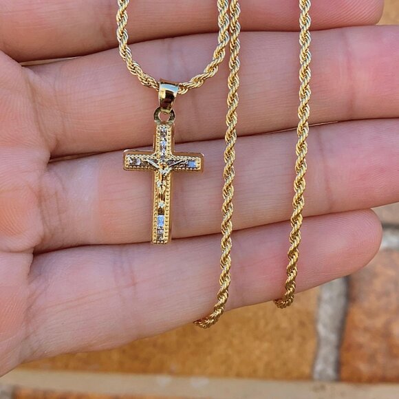 14K Gold Filled Crucifix Necklace 17" Rope Chain Toddler Cadena de Oro Laminado - Picture 6 of 6